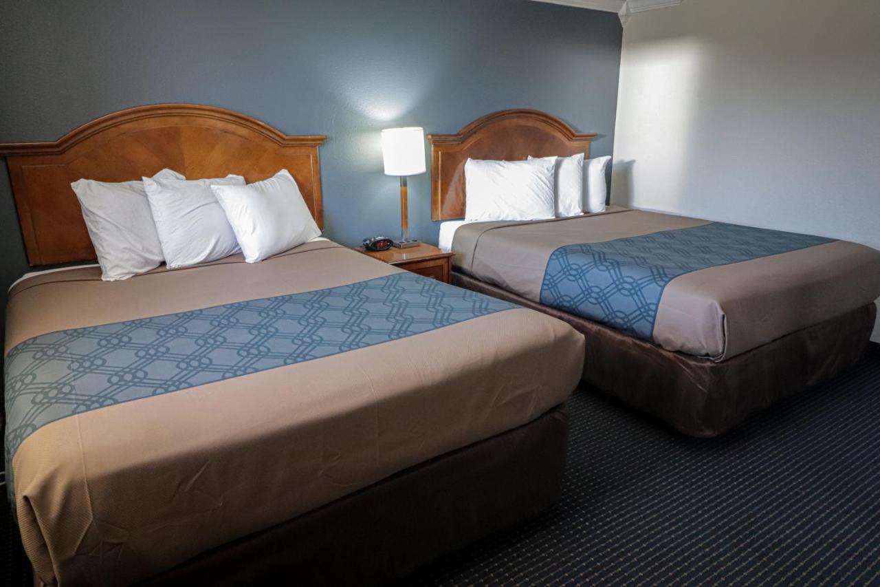 University Inn & Suites ซานอันโตนิโอ ภายนอก รูปภาพ